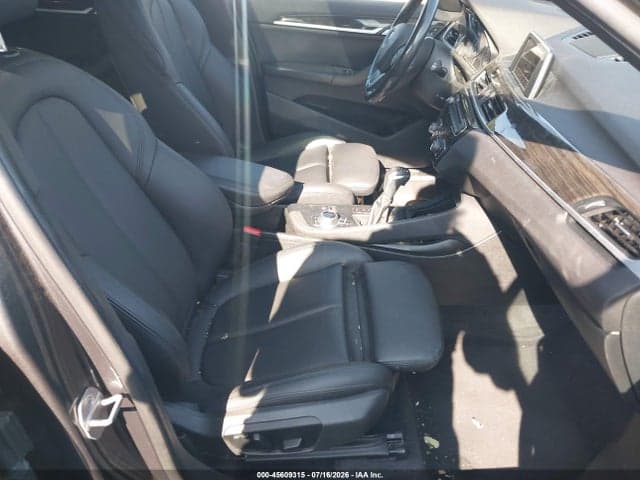 2017 BMW X1 XDRIVE28I 5
