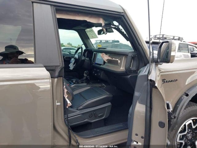 2025 FORD BRONCO OUTER BANKS 5