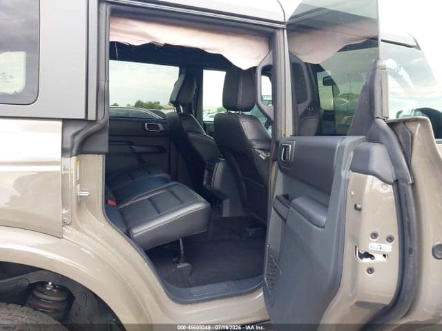 2025 FORD BRONCO OUTER BANKS 8