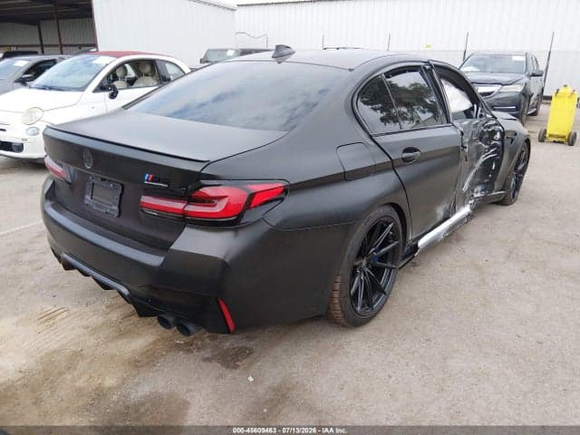 2021 BMW M5 4