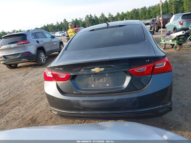 2017 CHEVROLET MALIBU 1LT 17