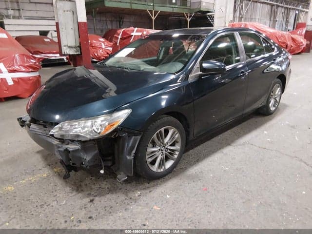2017 TOYOTA CAMRY SE 2