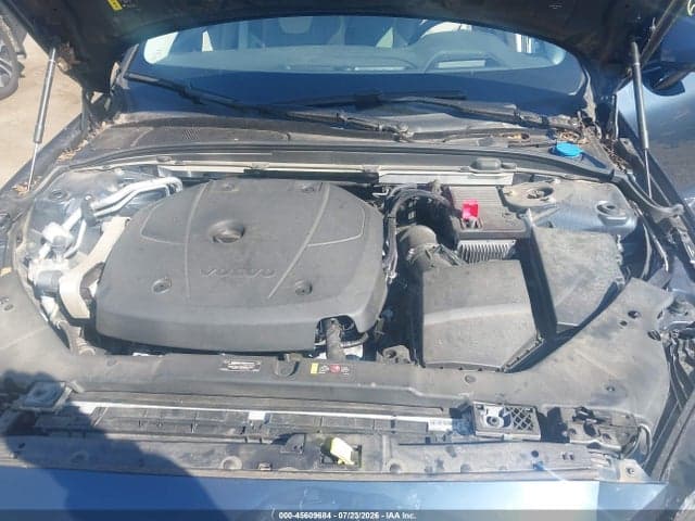 2021 VOLVO S60 T5 MOMENTUM 10