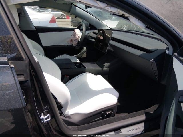 2026 TESLA MODEL 3 PERFORMANCE ALL-WHEEL DRIVE 5