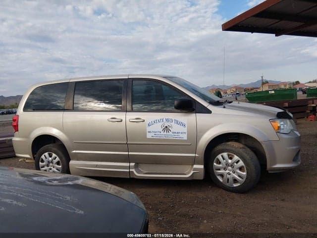 2016 DODGE GRAND CARAVAN SE 13