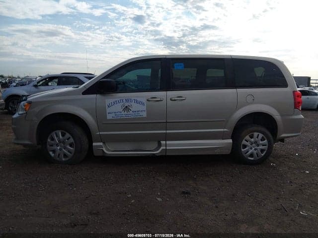 2016 DODGE GRAND CARAVAN SE 14