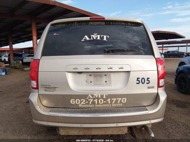 2016 DODGE GRAND CARAVAN SE 16