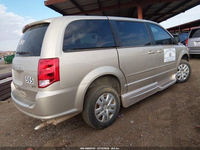 2016 DODGE GRAND CARAVAN SE 4