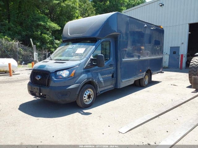 2021 FORD TRANSIT CUTAWAY 2
