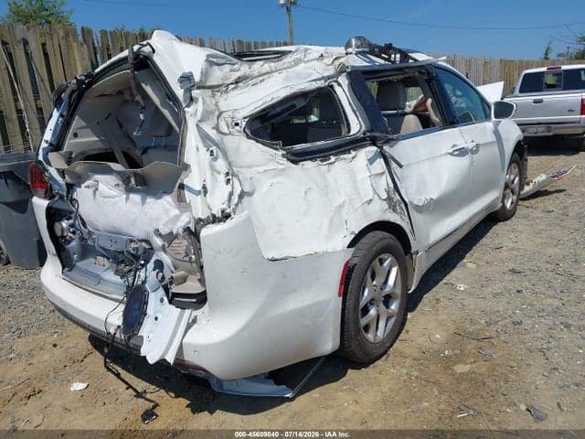 2020 CHRYSLER PACIFICA LIMITED 4
