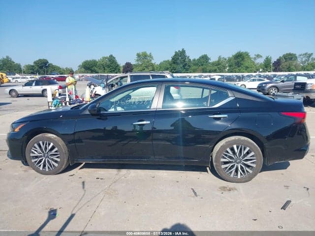 2024 NISSAN ALTIMA SV INTELLIGENT AWD 14