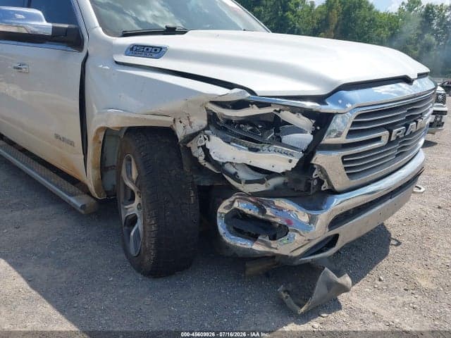 2019 RAM 1500 LARAMIE 6