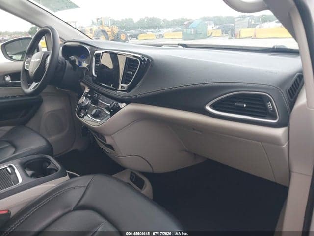 2023 CHRYSLER PACIFICA HYBRID TOURING L 5