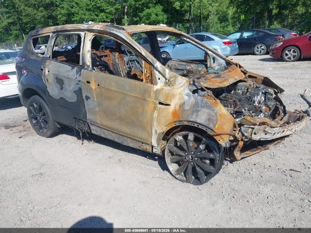 2017 FORD ESCAPE SE 1