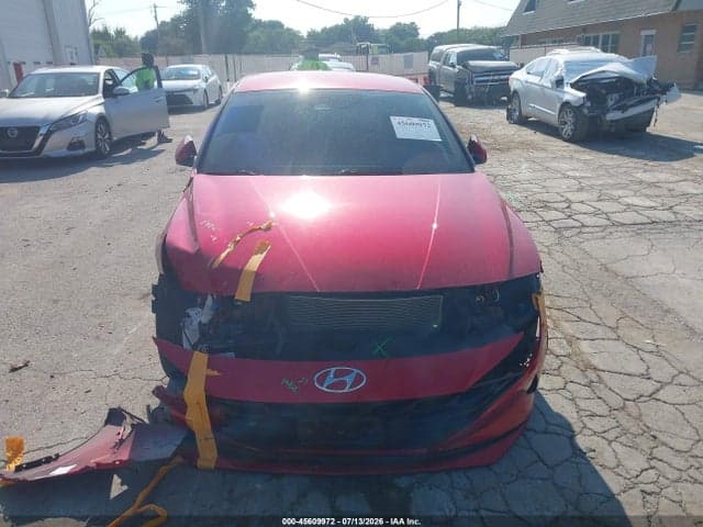 2022 HYUNDAI ELANTRA SEL 12