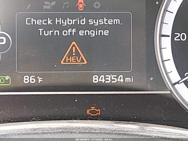 2017 KIA NIRO LX 16