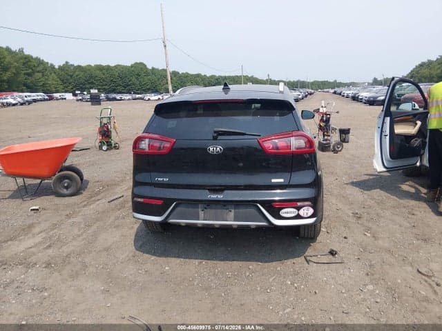 2017 KIA NIRO LX 17