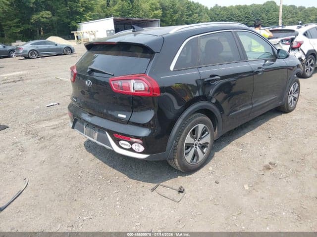 2017 KIA NIRO LX 4