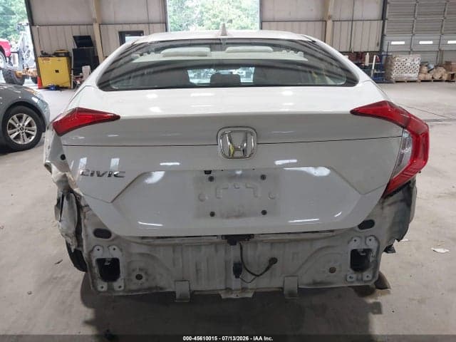 2018 HONDA CIVIC EX 17
