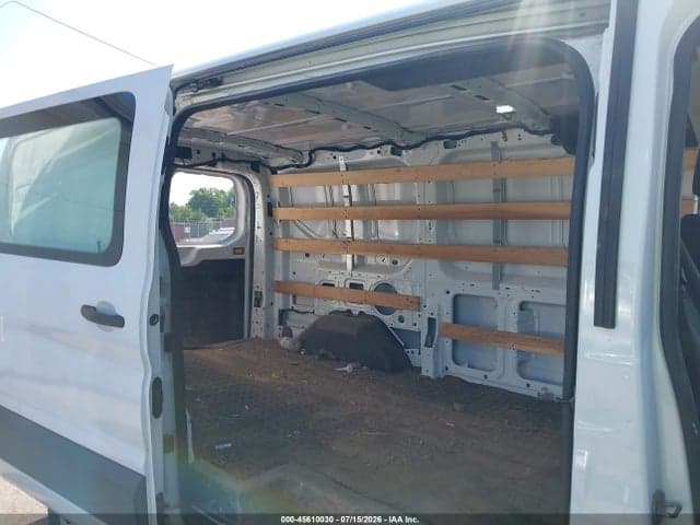 2024 FORD TRANSIT-250 8