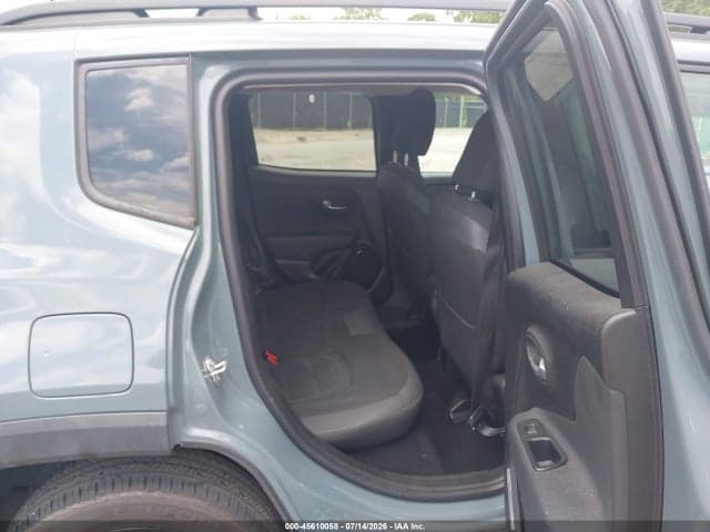 2017 JEEP RENEGADE ALTITUDE 8