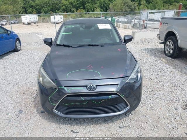 2018 TOYOTA YARIS IA 12