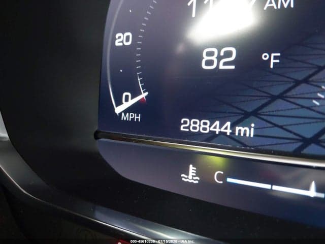2024 GMC YUKON 4WD SLT 16