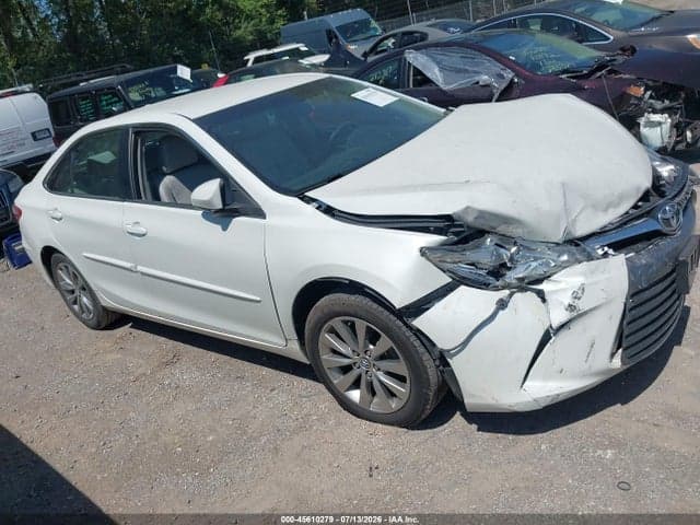 2017 TOYOTA CAMRY XLE 13