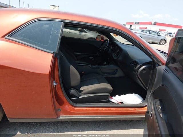 2021 DODGE CHALLENGER SXT 5