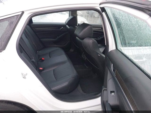 2022 HONDA ACCORD HYBRID EX-L 8