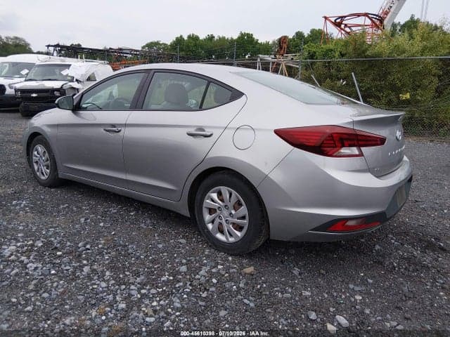 2020 HYUNDAI ELANTRA SE 3