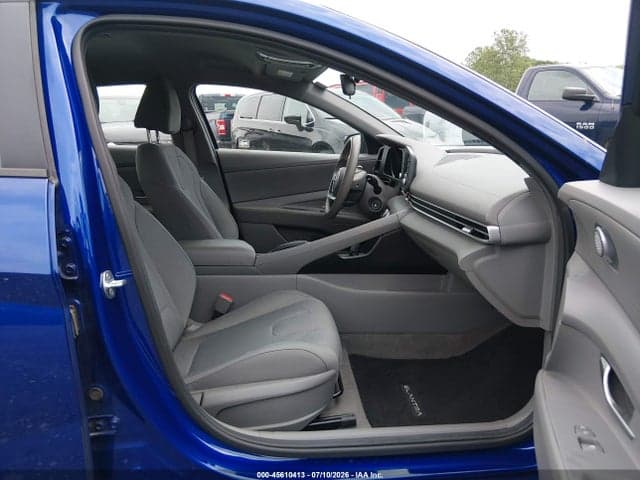2021 HYUNDAI ELANTRA SE 5