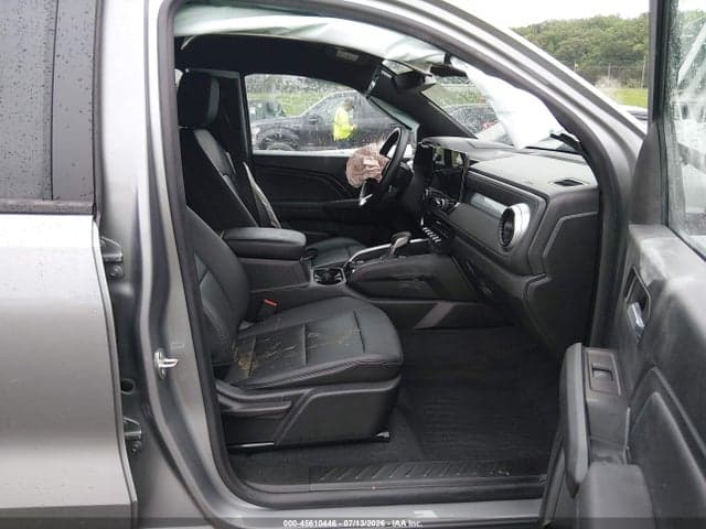 2023 CHEVROLET COLORADO 5