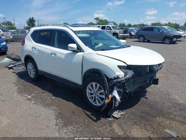 2017 NISSAN ROGUE SV - 1