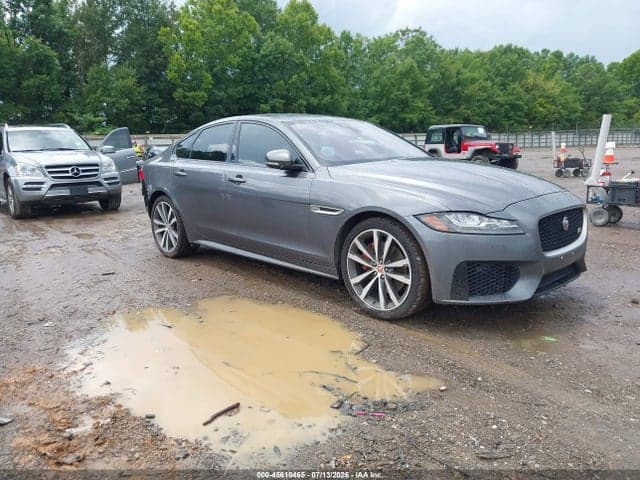 2017 JAGUAR XF S 1