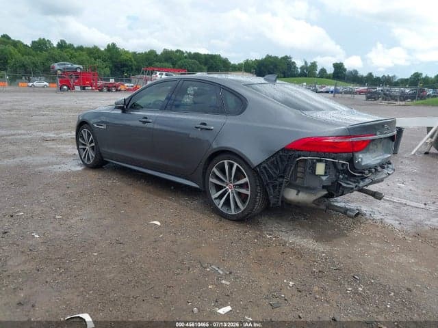2017 JAGUAR XF S 3