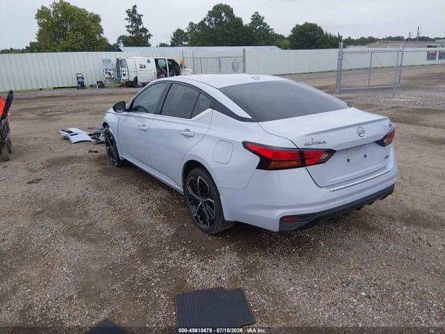 2023 NISSAN ALTIMA SR INTELLIGENT AWD 3