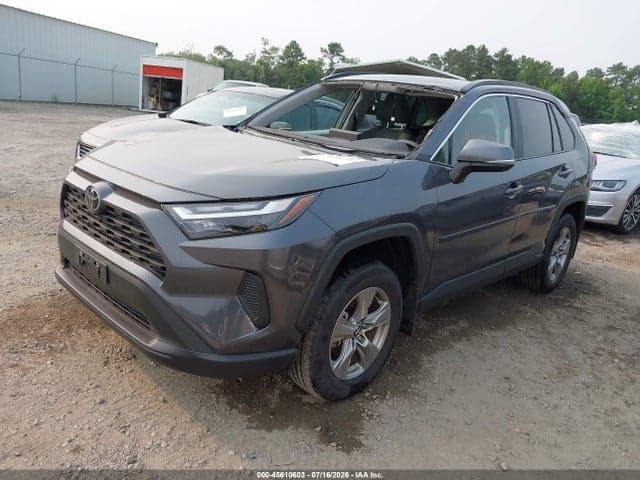 2025 TOYOTA RAV4 XLE 2