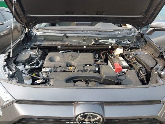 2025 TOYOTA RAV4 XLE 10