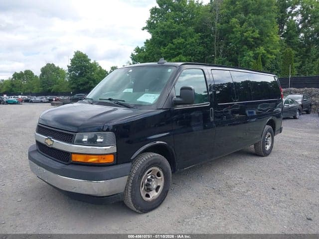 2017 CHEVROLET EXPRESS 3500 LT 2
