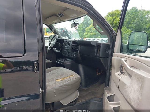 2017 CHEVROLET EXPRESS 3500 LT 5