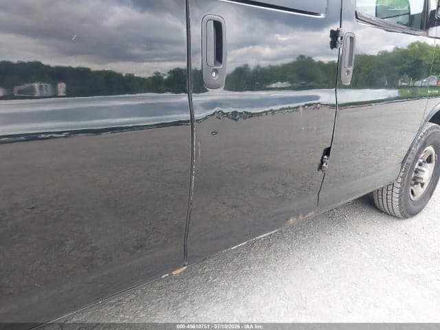2017 CHEVROLET EXPRESS 3500 LT 6