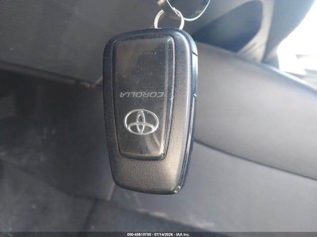 2021 TOYOTA COROLLA SE 11