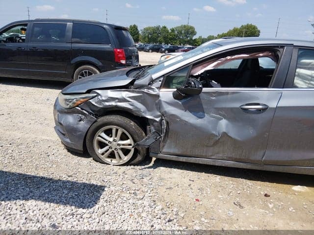 2018 CHEVROLET CRUZE LT AUTO 6