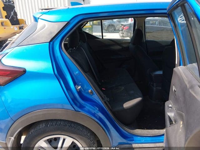 2024 NISSAN KICKS S XTRONIC CVT 8