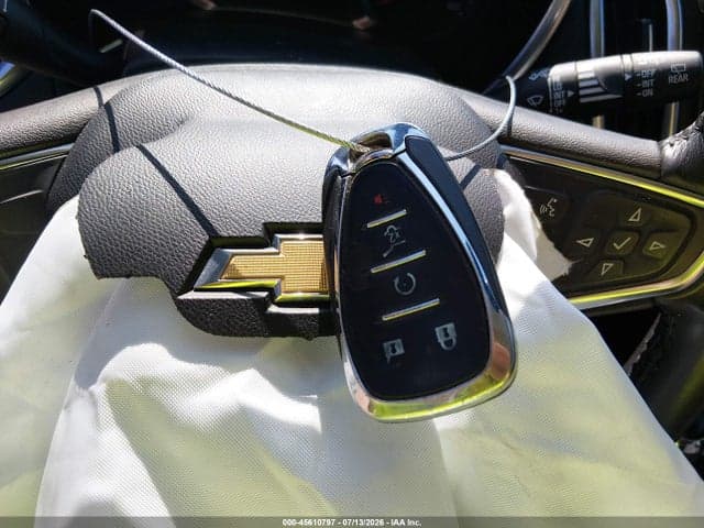 2021 CHEVROLET EQUINOX PREMIER 11
