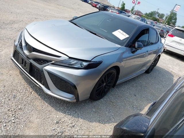 2023 TOYOTA CAMRY XSE 2