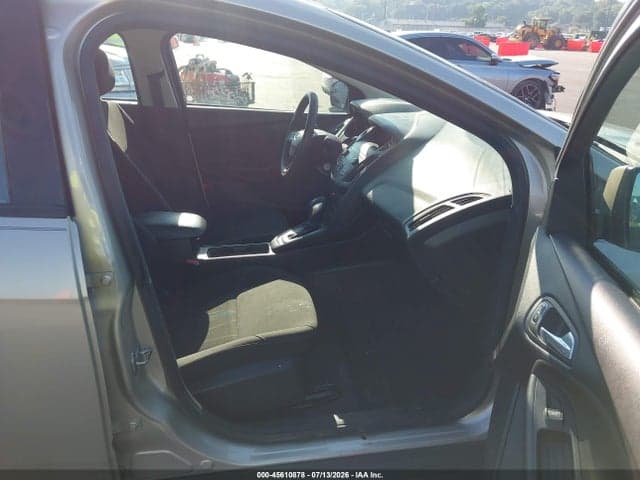 2018 FORD FOCUS SE 5