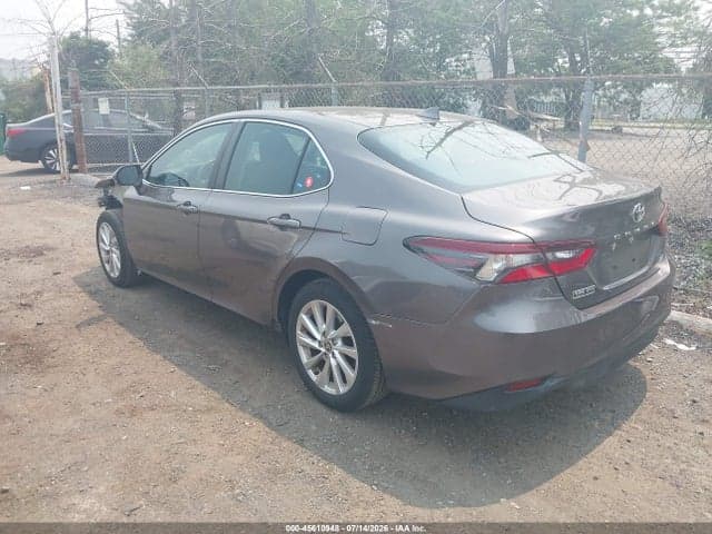 2021 TOYOTA CAMRY LE 3