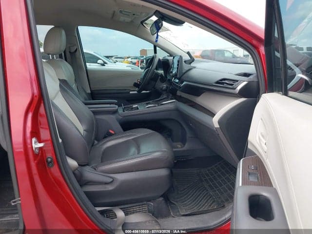 2022 TOYOTA SIENNA LE 5